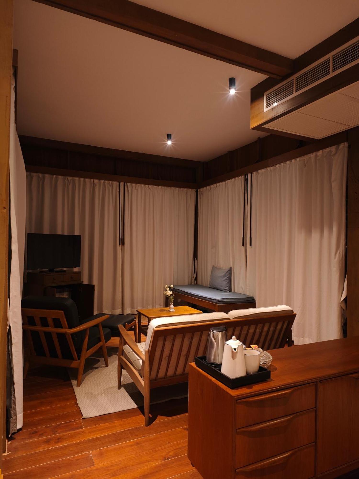 Chann Bangkok Noi Экстерьер фото